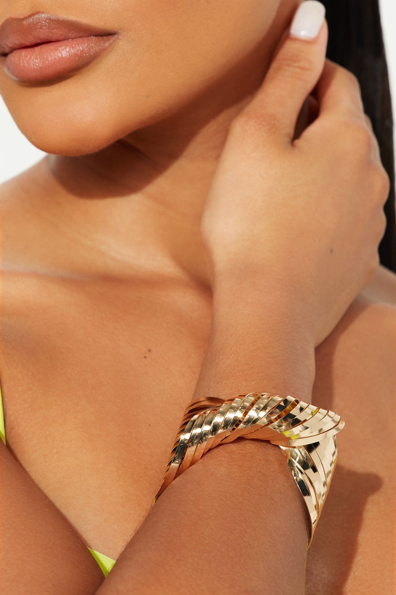Twisted Cuff Bracelet - Gold